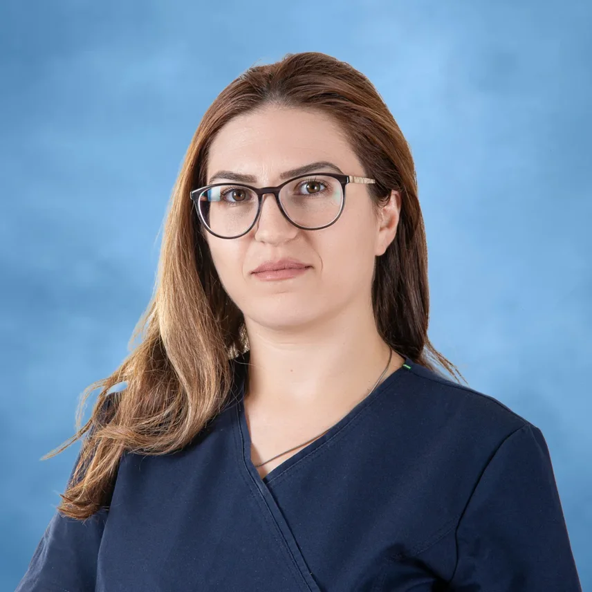 Բաբաքյոխվյան Տաթևիկ Մուրազիկի
